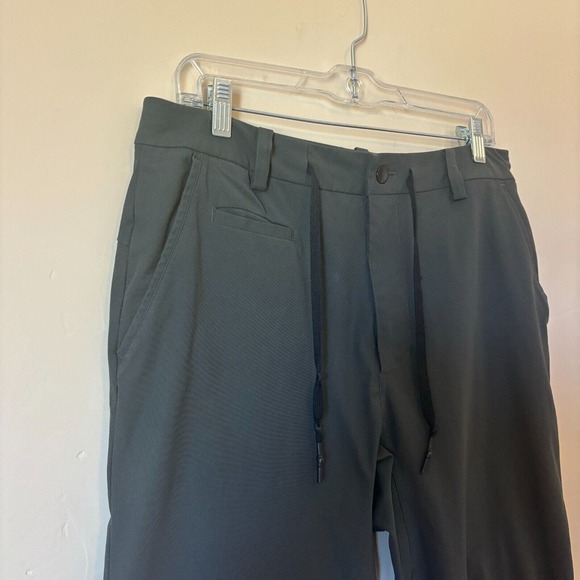 Lululemon Men’s 34 ABC Dark Grey Joggers Pants Zip Closure Drawstring Pockets - Picture 2 of 13